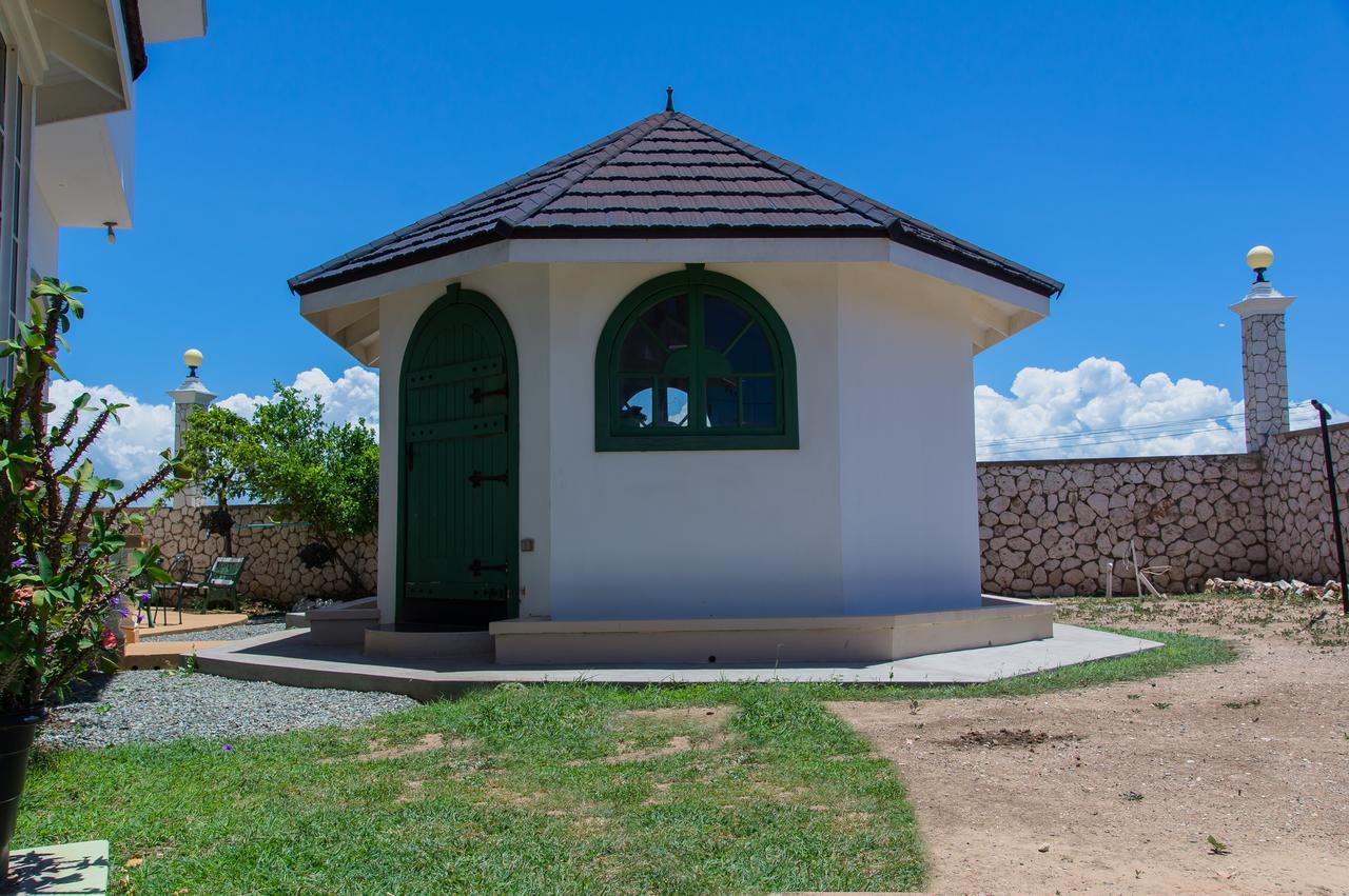 El Cielo Bed & Breakfast Portmore Exterior photo